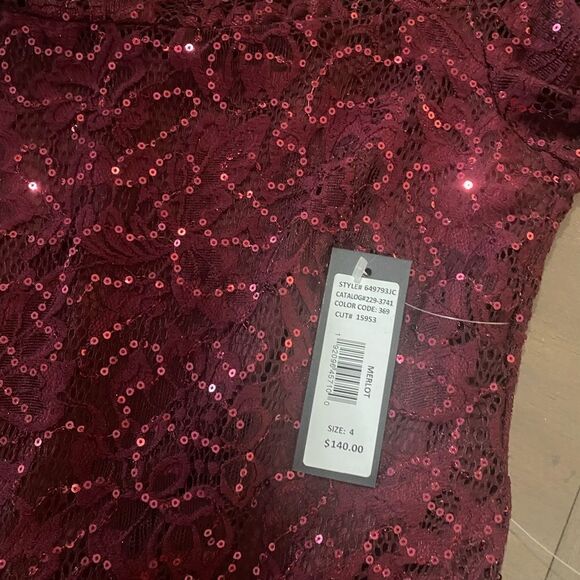 NWT Onyx Nite Merlot Gown Sz 4 - Picture 6 of 7